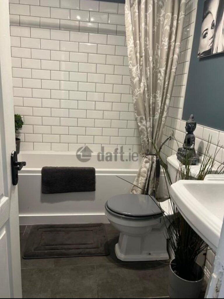 WhatsApp Image 2023-05-12 at 13.42.03 (2)