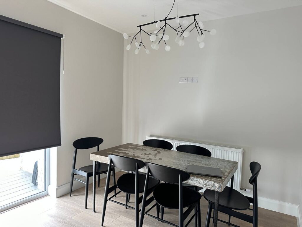 photo_5998806558223482413_y