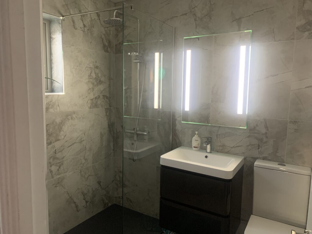 c95f48f5-37c2-4ee8-96b7-f73750d78d3f-photographs-IMG_0595 (2)