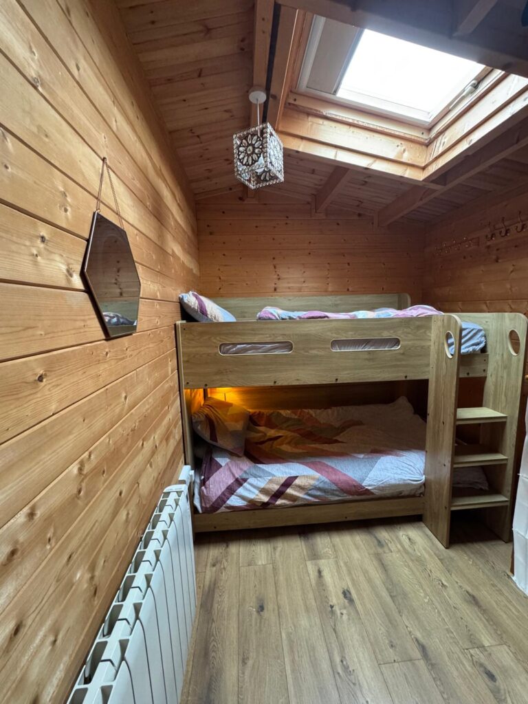 photo_5796270572152407677_w