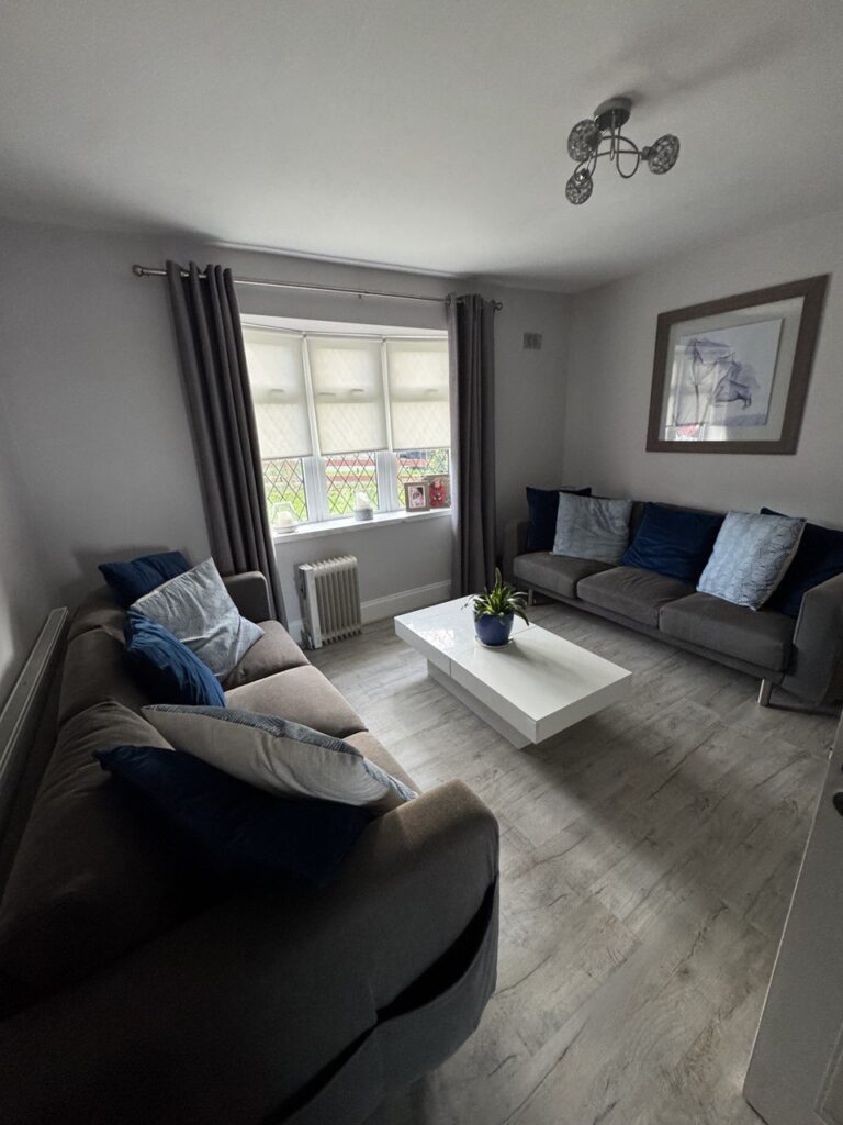 photo_5810108681902212933_y