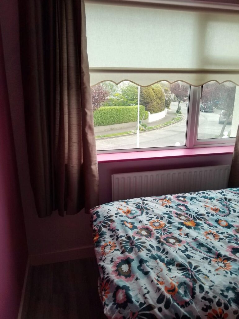 photo_5816957136104703164_y