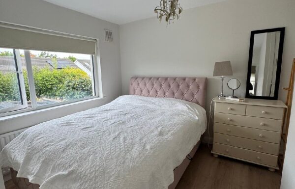 photo_5926788855841801866_y