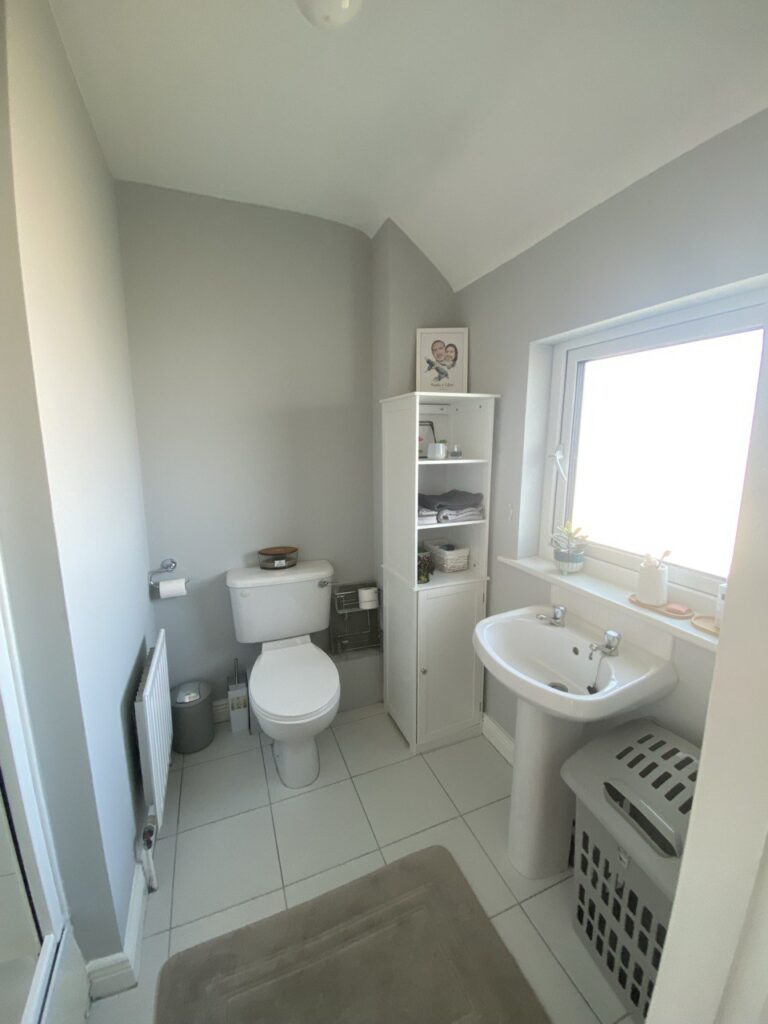 photo_6025917147710080351_y